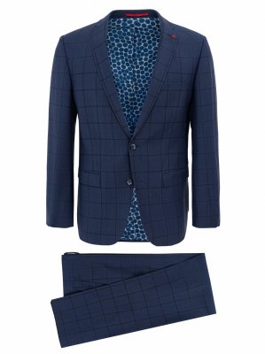 Roy Robson1_14024 7100-H410=1741609455