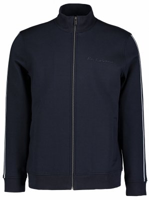 Roy Robson-12567 15822-A401_01