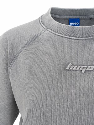 HUGO Blue wom1_Dorlina_B_1 50559463-002_1777047401