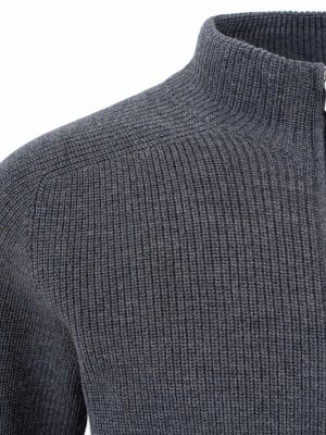 Gran Sasso1_24117 24601-088=1734946254