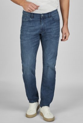 HATTRIC-688165 1647-42_01